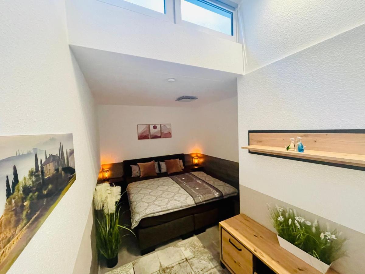 2 Room Galerie Einliegerwohnung In Rheinstetten, Messe Naehe, Rollstuhlfahrer Geeignet Exterior photo