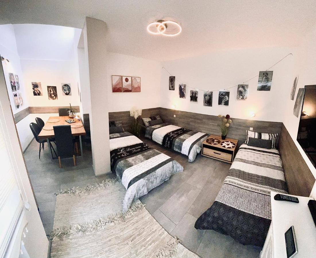 2 Room Galerie Einliegerwohnung In Rheinstetten, Messe Naehe, Rollstuhlfahrer Geeignet Exterior photo
