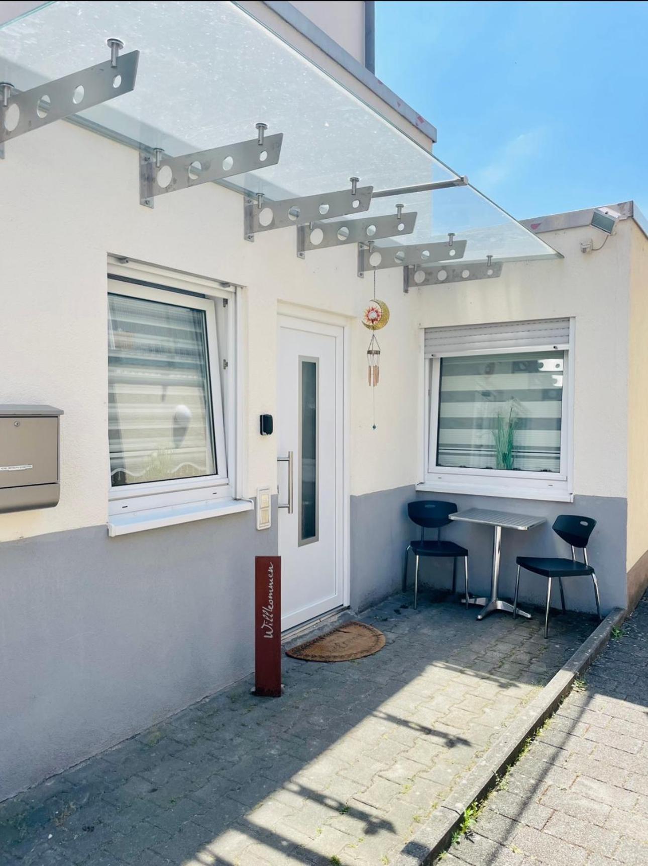 2 Room Galerie Einliegerwohnung In Rheinstetten, Messe Naehe, Rollstuhlfahrer Geeignet Exterior photo